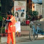 金边清洁工夫妻：带着年幼的孩子一同工作-白菜网大全-白菜网社区-高质量白菜论坛